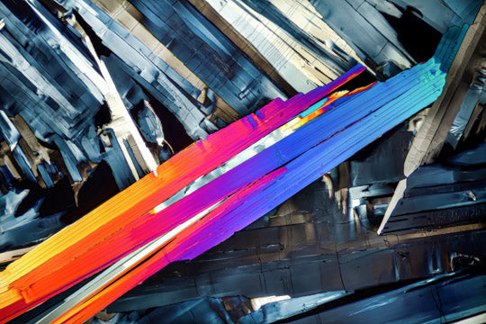 Benzoesäure als Mikrokristallaufnahme im polarisierten Licht