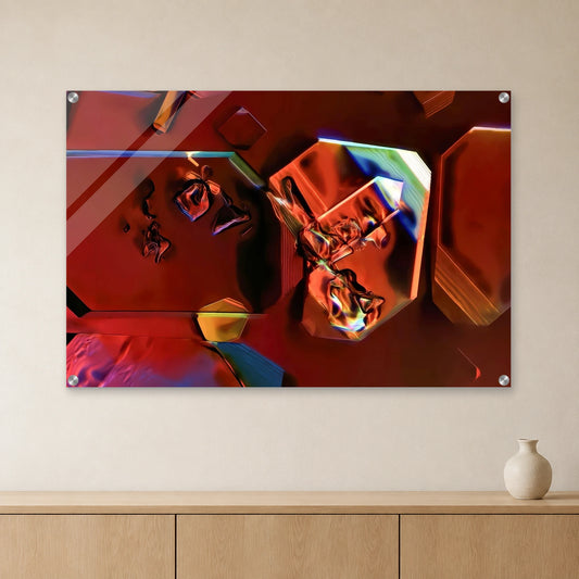 Monoammoniumphosphat als Wandbilder auf Acrylglas: Rot-orange Kristallformen mit blauen und grünen Akzenten an heller Wand über einem Sideboard aus Eichenholz (Raum-Mockup).